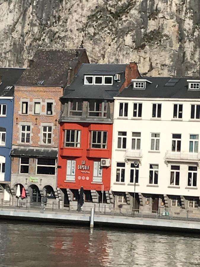 le coeur de ville Dinant Extérieur photo